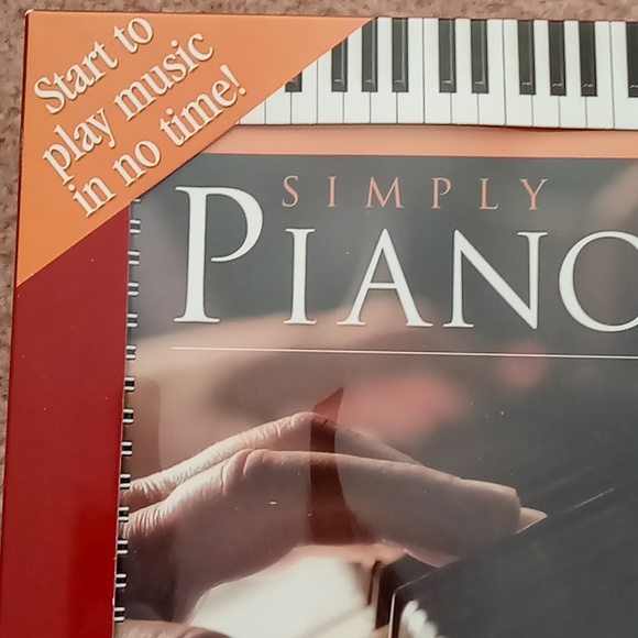 NWOT Piano box set - Picture 5 of 7